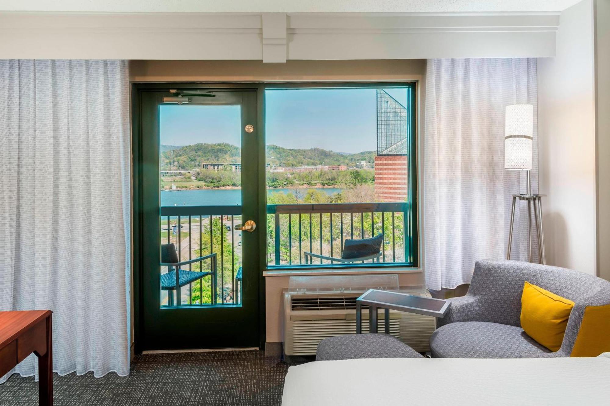 Courtyard By Marriott Chattanooga Downtown Exterior foto